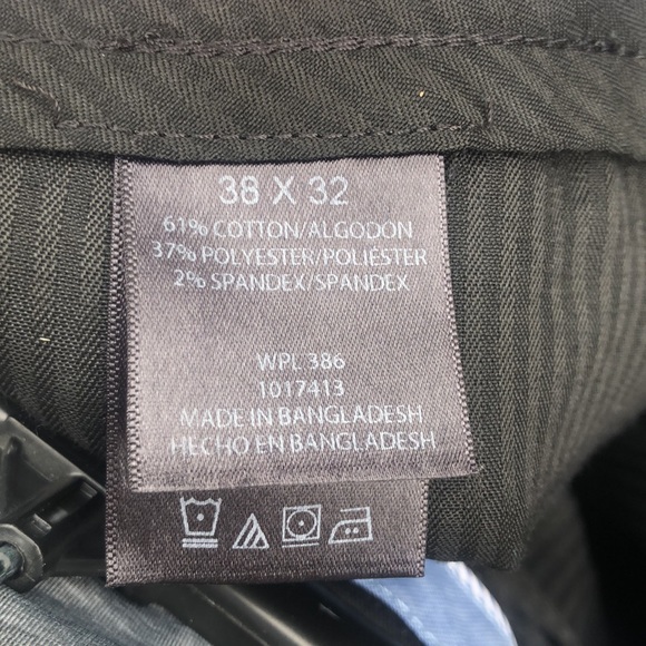 Haggar Men’s Black Dress Slacks - Picture 4 of 4